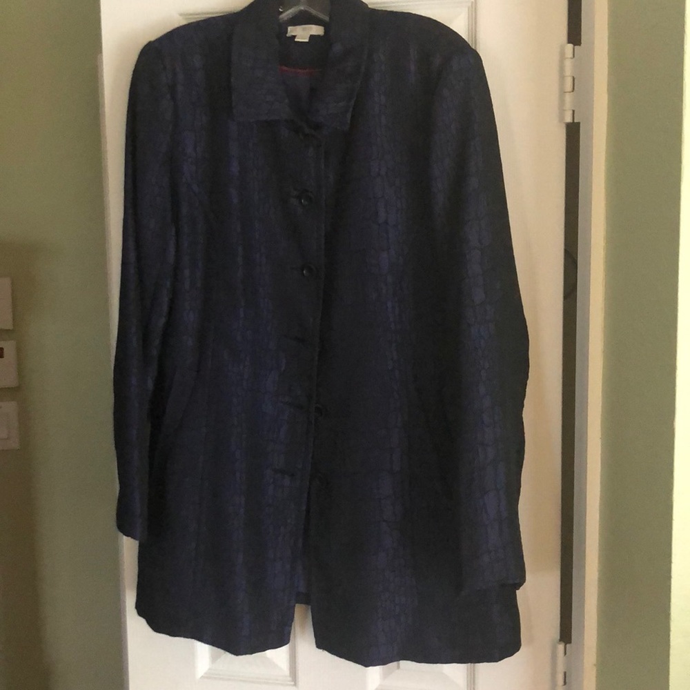 Gorgeous lightweight jacket from Erin